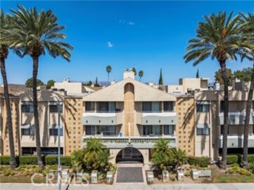 Spectacular Newly Listed Park Avenue East Condominium Located at 19009 Sherman Way #73