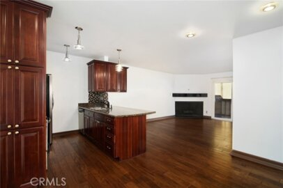 355 S Madison Avenue #310 Photo