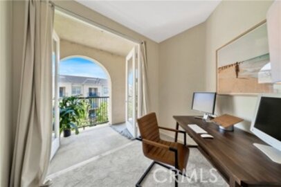 Marvelous Watermarke Condominium Located at 2458 Watermarke Place was Just Sold