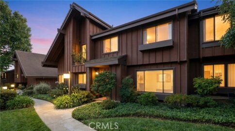 1356 Stonewood Court Photo