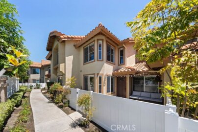 19 Vista Colinas Photo