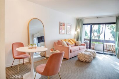 950 N Kings Road #168 Photo