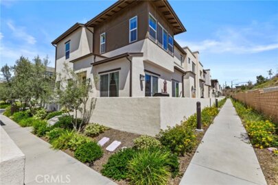 2098 Bluestone Photo