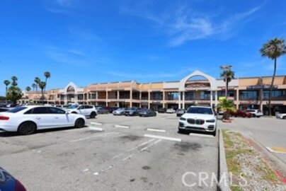 Outstanding Newly Listed Wes-Grove Townhouse Located at 13905 Magnolia Street