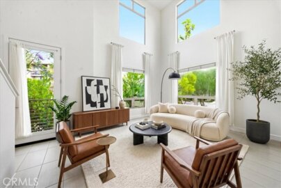 27 Soho Photo