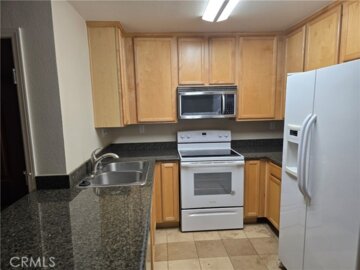 2275 Del Mar Way #106 Photo