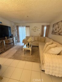 450 E 4th #103 Photo