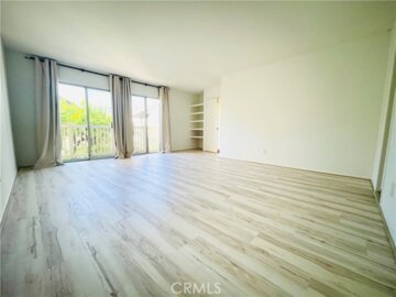 5267 Coldwater Canyon Avenue #B Photo