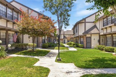 222 Kensington Lane Photo