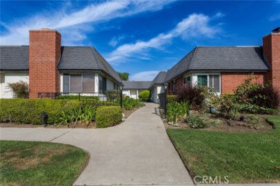 Unit B Victoria Drive Photo