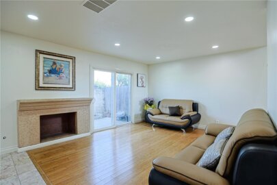 4828 W 5th #E Photo