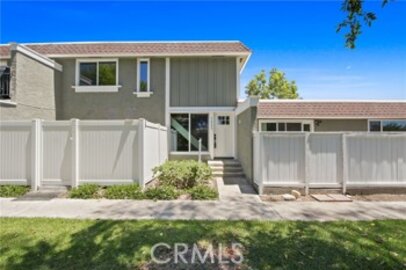 Spectacular Newly Listed Aliso Villas Condominium Located at 22983 Via Cereza #3B