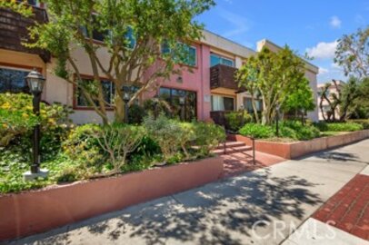 Extraordinary Newly Listed Newcastle Manor Condominium Located at 5349 Newcastle Avenue #42