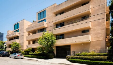 930 N Wetherly Drive #201 Photo