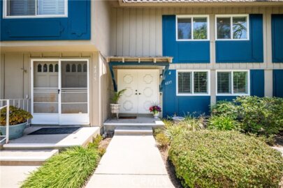 4237 Larwin Photo