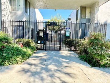 5500 Ackerfield Avenue #502 Photo