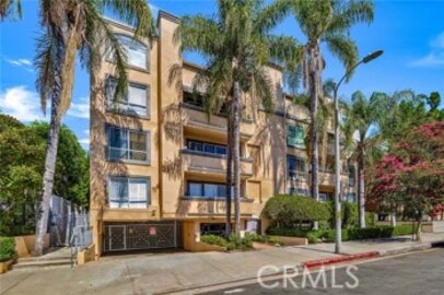 Extraordinary Newly Listed 5224 Zelzah Ave Condominium Located at 5224 Zelzah Avenue #208