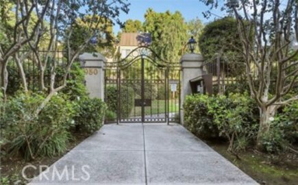 Outstanding The Courtyards Condominium Located at 950 N Kings Road #245 was Just Sold