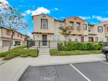 40231 Calle Real Photo