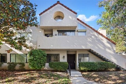 371 N Melrose Drive #A Photo