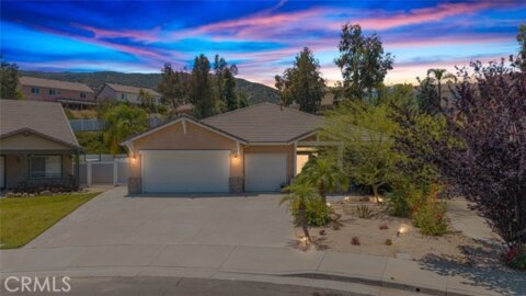 27707 Blue Mesa Photo