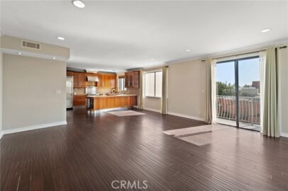 152 S Oakhurst Drive #304 Photo