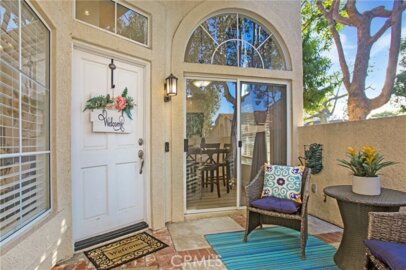 92 Nightingale Photo