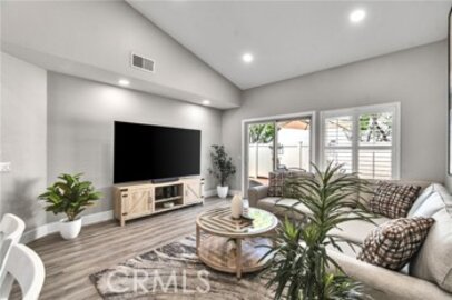 Marvelous Laurelwood Condominium Located at 1601 Wintergreen Lane #C was Just Sold