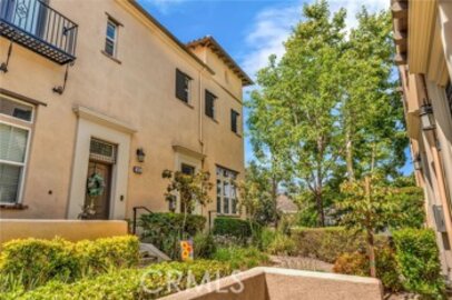 Splendid Newly Listed Market Street Townhouse Located at 4448 Owens Street #106