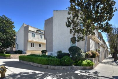 7240 Shirley #101 Photo