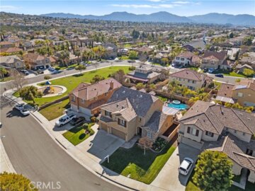 43915 Bluewood Circle Photo