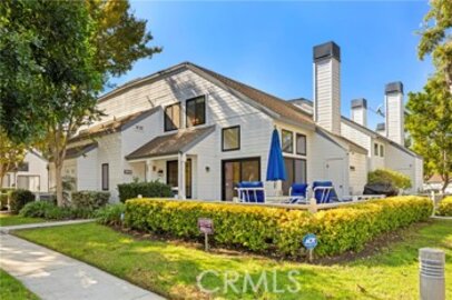 Magnificent Newly Listed Woodbridge Laurels Townhouse Located at 123 Fallingstar