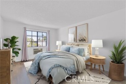 Fabulous Newly Listed Tarzana Plaza Condominium Located at 18530 Hatteras Street #209