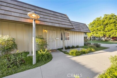 4681 Larwin Photo