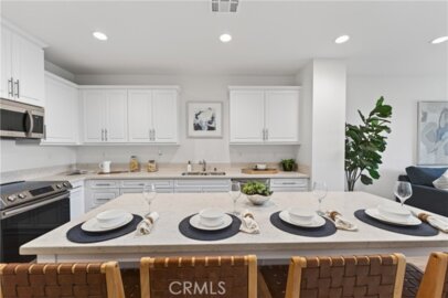 1093 N Harbor Boulevard Photo