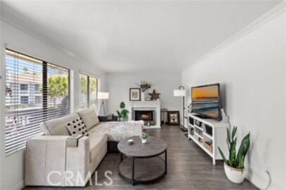 Lovely White Oak Condominium Located at 25745 View Pointe was Just Sold