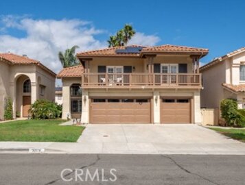 Gorgeous Redhawk Single Family Residence Located at 32178 Via Benabarre was Just Sold