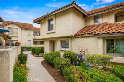 26152 La Real #C400 Photo