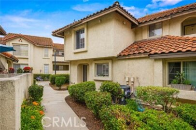 Beautiful Newly Listed Las Palmas Condominium Located at 26152 La Real #C400