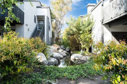 2520 W Macarthur Boulevard #B Photo