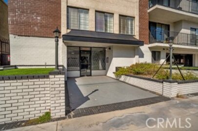 Stunning Nordhoff Terrace Condominium Located at 19029 Nordhoff Street #102 was Just Sold
