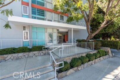 Fabulous Newly Listed Woodley Manor Condominium Located at 4807 Woodley Avenue #206