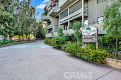 Phenomenal Newly Listed Sherman Village Condominium Located at 13331 Moorpark Street #319