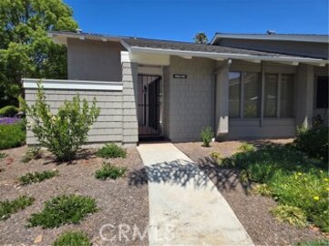 Charming Newly Listed Huntington Landmark Condominium Located at 8566 Larkhall Circle #808A