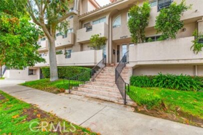 Outstanding 14727 Magnolia Blvd Townhouse Located at 14727 Magnolia Boulevard #124 was Just Sold