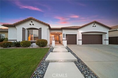 40065 Temple Court Photo