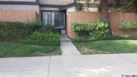 Spectacular Village Green West Townhouse Located at 9800 Vesper Avenue #174 was Just Sold