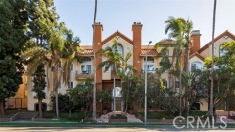 Impressive Newly Listed Capri Villas Condominium Located at 7120 La Tijera Boulevard #C101