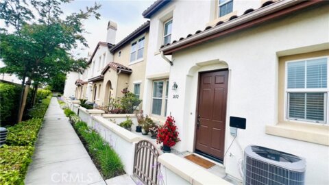 2652 W Madison Circle Photo