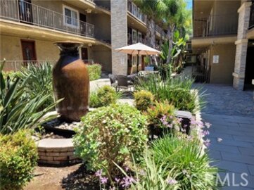 Phenomenal Altura Gardens Condominium Located at 3220 Altura Avenue #222 was Just Sold